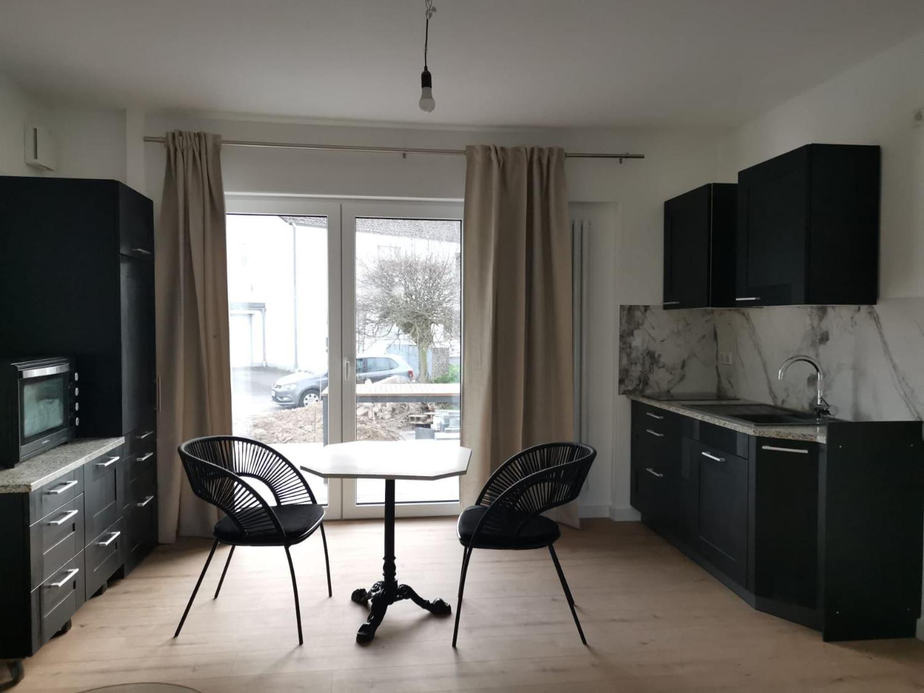 Modernes Stilvoll Eingerichtetes Appartement Rösrath Exterior foto